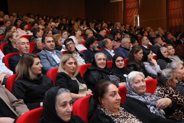 Suraxanı Rayon İcra Hakimiyyətinin təşkilatçılığı ilə 27 sentyabr Anım Günü münasibətilə tədbir keçirilib