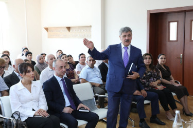 Suraxanı Rayon İcra Hakimiyyətinin başçısı Adil Əliyevin vətəndaşlarla növbəti səyyar görüşü sentyabrın 16-da Yeni Suraxanı qəsəbəsində yerləşən 101 saylı tam orta ümumtəhsil məktəbində keçirilib