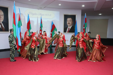 Bakı Şəhəri üzrə Təhsil İdarəsi və Suraxanı Rayon İcra Hakimiyyəti tərəfindən ümumi təhsil müəssisələrinin XI sinif şagirdlərinin iştirakı ilə Heydər Əliyev irsinin öyrədilməsi dərslərinə həsr olunmuş “Naxçıvan– Diyarım mənim” adlı tədbir keçirilib