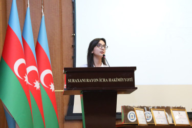 Suraxanıda “Heydər Əliyev və Azərbaycan tarixi” referat-yazı müsabiqəsinin rayon mərhələsinin yekunlarına həsr olunmuş elmi-praktik konfrans keçirilib