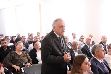 Suraxanı Rayon İcra Hakimiyyətinin başçısı Adil Əliyevin vətəndaşlarla növbəti səyyar görüşü oktyabrın 21-də Zığ qəsəbəsi, Dədə Qorqud yaşayış sahəsində 315, Hövsan qəsəbəsində isə 118 saylı tam orta ümumtəhsil məktəblərində keçirilib