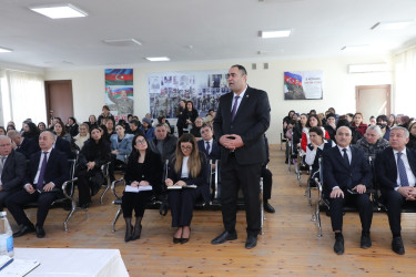 Suraxanı Rayon İcra Hakimiyyətinin başçısı Adil Əliyevin vətəndaşlarla növbəti səyyar görüşü martın 4-də Qaraçuxur qəsəbəsi, Yeni Günəşli “AB” yaşayış sahəsində yerləşən 279 saylı tam orta ümumtəhsil məktəbində keçirilib