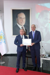 Suraxanı rayonunda “Ümummilli Lider Heydər Əliyev irsi: Dünənin təcrübəsi, bu günün reallığı, sabahın strategiyası ” adlı tədbir keçirilib