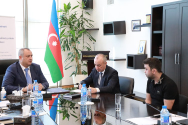 Sentyabrın 8-də Suraxanı Rayon İcra Hakimiyyətinin başçısı Adil Əliyev Rayon İcra Hakimiyyətində növbəti vətəndaş qəbulu keçirib