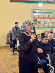 Dekabrın 19-da Suraxanı Rayon İcra Hakimiyyətinin başçısı Adil Əliyev 114 №-li tam orta məktəbdə Əmircan qəsəbə sakinləri ilə görüş keçirib