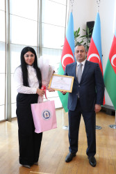 Konstitusiya və Suverenlik İli: Müəllimlərin missiyası və rolu” adlı tədbir keçirildi