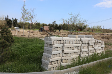 Ətraf mühitin qorunması və yaşıllıq zonalarının genişləndirilməsi məqsədilə Suraxanı rayonu, Bahar yaşayış sahəsində ağacəkmə aksiyası təşkil olunub