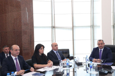 Oktyabrın 27-də Suraxanı Rayon İcra Hakimiyyətinin başçısı Adil Əliyev Rayon İcra Hakimiyyətində növbəti vətəndaş qəbulu keçirib