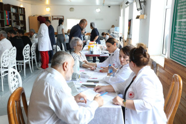 İyunun 25-də Aşura günü münasibətilə Suraxanı rayonunda yerləşən Qaraçuxur məscidində ənənəvi könüllü qanvermə aksiyası təşkil olunub