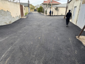 Suraxanı rayonunda abadlıq işləri geniş miqyas alaraq qəsəbələrdə təmir-bərpa işləri davam etdirilir. Rayonun yol infrastrukturunun yaxşılaşdırılması da əsas prioritet məsələlərdəndir və bu istiqamətdə tədbirlər həyata keçirilir