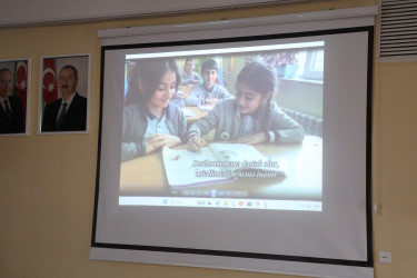 Martın 10-da Suraxanı Rayon İcra Hakimiyyətinin təşəbbüsü, Qaraçuxur Bələdiyyəsində “Gender məsələləri və məişət zorakılığı ilə mübarizəyə dair komissiya”nın və 275 saylı tam orta ümumtəhsil məktəbinin birgə təşkilatçılığı ilə “Məktəb mühitində psixoloji təhlükəsizlik” adlı tədbir təşkil olunub