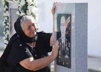 Lokal antiterror tədbirləri zamanı şəhid olan mayor Elxan Nəcəfinin anası Afət Nəcəfi bu gün 62 yaşında öz doğum günündə dünyasını dəyişib