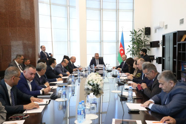 Mayın 18-də Suraxanı Rayon İcra Hakimiyyətinin başçısı Adil Əliyev Rayon İcra Hakimiyyətində növbəti vətəndaş qəbulu keçirib.