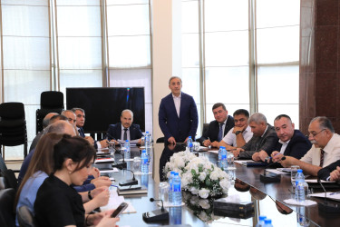 İyulun 21-də Suraxanı Rayon İcra Hakimiyyətinin başçısı Adil Əliyev Rayon İcra Hakimiyyətində növbəti vətəndaş qəbulu keçirib