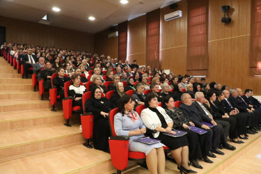 Oktyabrın 15-də Suraxanı Rayon İcra Hakimiyyətində Azərbaycan Respublikasının Prezidenti cənab İlham Əliyevin Yeni Azərbaycan Partiyasının VIII Qurultayındakı nitqindən irəli gələn vəzifələrə  həsr olunmuş müşavirə keçirilib