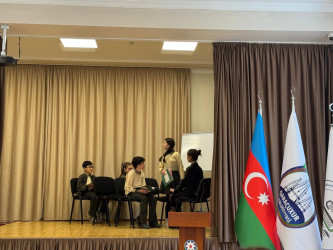 Aprelin 30-da Suraxanı rayon İcra Hakimiyyətinin təşəbbüsü, Qaraçuxur Bələdiyyəsində “Gender məsələləri və məişət zorakılığı ilə mübarizəyə dair komissiyası”nın və Səttar Bəhlulzadə adına Xarici dillər təmayüllü gimnaziyanın birgə təşkilatçılığı ilə “Oyun asılılığı: rəqəmsal oyunların uşaqların inkişafına təsiri” mövzusunda maarifləndirici tədbir keçirilib