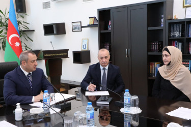 İyunun 23-də Suraxanı Rayon İcra Hakimiyyətinin başçısı Adil Əliyevin  növbəti vətəndaş qəbulu keçirib