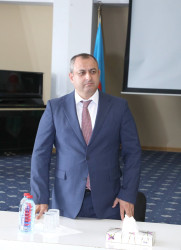 Suraxanı Rayon İcra Hakimiyyətinin başçısı Adil Əliyevin vətəndaşlarla növbəti səyyar görüşü iyulun 8-də Bülbülə qəsəbəsində yerləşən 327 saylı tam orta ümumtəhsil məktəbində keçirilib.