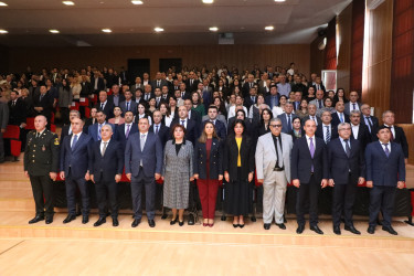 Suraxanı Rayon İcra Hakimiyyətinin təşkilatçılığı ilə 27 sentyabr Anım Günü münasibətilə tədbir keçirilib