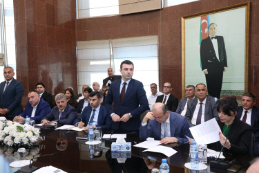Mayın 18-də Suraxanı Rayon İcra Hakimiyyətinin başçısı Adil Əliyev Rayon İcra Hakimiyyətində növbəti vətəndaş qəbulu keçirib.