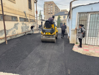 Suraxanı rayonunda abadlıq işləri geniş miqyas alaraq qəsəbələrdə təmir-bərpa işləri davam etdirilir. Rayonun yol infrastrukturunun yaxşılaşdırılması da əsas prioritet məsələlərdəndir və bu istiqamətdə tədbirlər həyata keçirilir