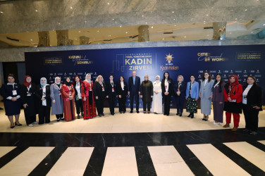 Zığ bələdiyyəsinin sədri, şəhidimizin həyat yoldaşı Arzu Aslanova “Yerli İdarəetmədə Qadınlar Zirvəsi” Beynəlxalq Sammitdə iştirak edib