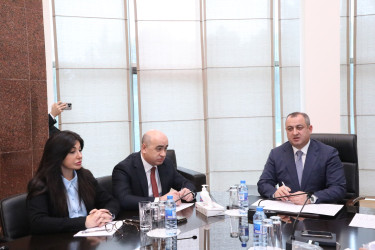 Dekabrın 22-də Suraxanı Rayon İcra Hakimiyyətinin başçısı Adil Əliyev Rayon İcra Hakimiyyətində növbəti vətəndaş qəbulu keçirib