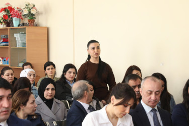 Suraxanı Rayon İcra Hakimiyyətinin başçısı Adil Əliyevin vətəndaşlarla növbəti səyyar görüşü martın 16-da Yeni Suraxanı qəsəbəsində yerləşən 316 saylı tam orta ümumtəhsil məktəbində keçirilib