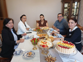15 May – “Beynəlxalq Ailə Günü” münasibətilə Suraxanı rayonunda nümunəvi ailələr ziyarət olunub