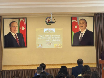Aprelin 30-da Suraxanı rayon İcra Hakimiyyətinin təşəbbüsü, Qaraçuxur Bələdiyyəsində “Gender məsələləri və məişət zorakılığı ilə mübarizəyə dair komissiyası”nın və Səttar Bəhlulzadə adına Xarici dillər təmayüllü gimnaziyanın birgə təşkilatçılığı ilə “Oyun asılılığı: rəqəmsal oyunların uşaqların inkişafına təsiri” mövzusunda maarifləndirici tədbir keçirilib