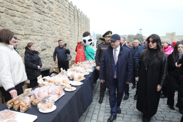 Baharın gəlişinin carçısı olan Novruz bayramı Suraxanı rayonunda böyük izdihamla qeyd olunub. Martın 17-də “Atəşgah məbədi” Dövlət Tarix-Memarlıq Qoruğunda Suraxanı Rayon İcra Hakimiyyətinin təşkilatçılığı ilə “Şəhərsalma və Memarlıq İli” çərçivəsində “Baharın memarlıq izi” adlı Novruz Festivalı keçirilib