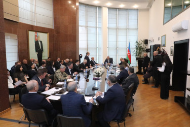 Martın 16-da Suraxanı Rayon İcra Hakimiyyətinin başçısı Adil Əliyev Rayon İcra Hakimiyyətində növbəti vətəndaş qəbulu keçirib