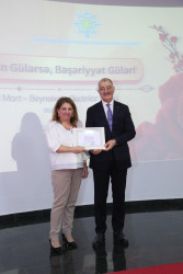 Suraxanı rayonunda “Qadın Gülərsə, Bəşəriyyət Gülər!” adlı tədbir keçirilib