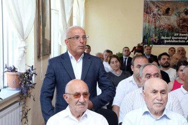 Suraxanı Rayon İcra Hakimiyyətinin başçısı Adil Əliyevin vətəndaşlarla növbəti səyyar görüşü iyunun 23-də Hövsan qəsəbəsində yerləşən 280 saylı tam orta ümumtəhsil məktəbində keçirilib