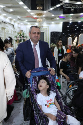 “1 İyun –Uşaqların Beynəlxalq Müdafiəsi Günü” münasibətilə xüsusi qayğıya ehtiyacı olan uşaqlar üçün bayram tədbiri təşkil olunub