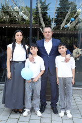 Suraxanı Rayon İcra Hakimiyyətinin təşkilatçılığı ilə 2026–2027-ci tədris ilinin başlanması münasibətilə şəhid övladları ilə görüş keçirilib