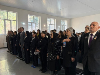 21 Fevral – Beynəlxalq Ana dili günü münasibətilə Suraxanı rayonu, 226 nömrəli tam orta məktəbdə “Ana dilim, varlığım” adlı ədəbi-bədii gecə keçirilib