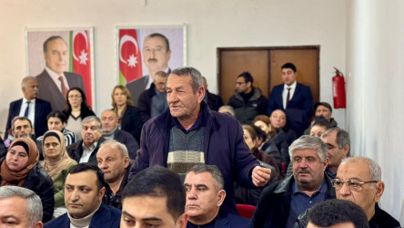 Fevralın 11-də Suraxanı Rayon İcra Hakimiyyətinin başçısı Adil Əliyev Zığ qəsəbəsində sakinlərlə səyyar görüş keçirib