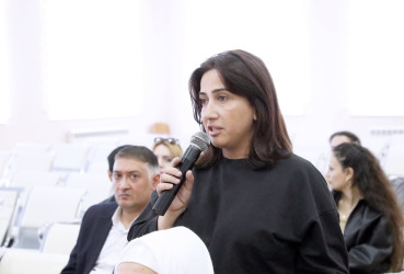 Suraxanı Rayon İcra Hakimiyyətinin başçısı Adil Əliyevin vətəndaşlarla növbəti səyyar görüşü oktyabrın 7-də Əmircan qəsəbəsində yerləşən 154 №-li tam orta ümumtəhsil məktəbində təşkil olunub