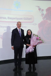 Suraxanı rayonunda “Qadın Gülərsə, Bəşəriyyət Gülər!” adlı tədbir keçirilib