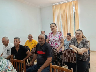 Suraxanıda vətəndaşlarla növbəti səyyar qəbul keçirilib Suraxanı Rayon İcra Hakimiyyətinin başçısı Adil Əliyevin vətəndaşlarla növbəti səyyar görüşü avqustun 24-də Hövsan qəsəbəsində yerləşən 196 saylı tam orta ümumtəhsil məktəbində keçirilib