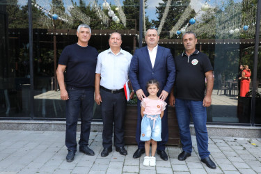 Suraxanı Rayon İcra Hakimiyyətinin təşkilatçılığı ilə 2026–2027-ci tədris ilinin başlanması münasibətilə şəhid övladları ilə görüş keçirilib