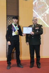 Gənclər Günü münasibətilə rayonun ictimai həyatında fəal iştirakına və əldə etdiyi nailiyyətlərə görə RİH başçısının fəxri fərmanı ilə təltif ediliblər