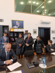 Aprelin 6-da Suraxanı Rayon İcra Hakimiyyətinin başçısı Adil Əliyev Rayon İcra Hakimiyyətində növbəti vətəndaş qəbulu keçirib