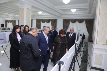 Suraxanıda “Konstitusiya və Suverenlik İli” çərçivəsində Şanlı tariximizin ən şərəfli və qürurverici səhifələrinə həkk olunmuş 8 noyabr – Zəfər gününün 5-ci ildönümü münasibətilə “Zəfər Bayrağına düzlən!” adlı vətənpərvərlik tədbiri keçirilib