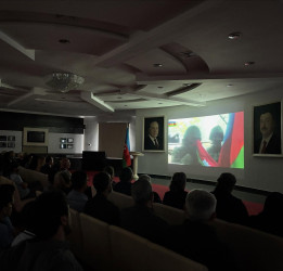 27 Sentyabr – Anım Günü ilə əlaqədar Suraxanı Rayon Heydər Əliyev Mərkəzində və rayonun bütün ümumtəhsil müəssisələrində tədbirlər keçirilib