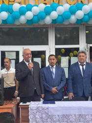 Sentyabrın 15-də “Bilik Günü”nə həsr olunmuş tədbirlərdə Rayon İcra Hakimiyyətinin məsul  əməkdaşları iştirak edərək Rayon İcra Hakimiyyəti başçısının təbriklərini çatdırıblar