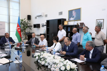 İyulun 28-də Suraxanı Rayon İcra Hakimiyyətinin başçısı Adil Əliyev Rayon İcra Hakimiyyətində növbəti vətəndaş qəbulu keçirib