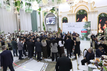 Suraxanı Rayon İcra Hakimiyyətinin və YAP Suraxanı Rayon Təşkilatının birgə təqdimatında “Konstitusiya və suverenlik ili” çərçivəsində 31 Dekabr - Dünya Azərbaycanlılarının Həmrəyliyi Günü və Yeni il bayramı münasibətilə “Milli həmrəylik və dövlətçilik” adlı tədbir keçirilib