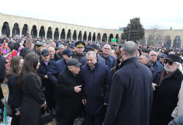 Baharın gəlişinin carçısı olan Novruz bayramı Suraxanı rayonunda böyük izdihamla qeyd olunub. Martın 17-də “Atəşgah məbədi” Dövlət Tarix-Memarlıq Qoruğunda Suraxanı Rayon İcra Hakimiyyətinin təşkilatçılığı ilə “Şəhərsalma və Memarlıq İli” çərçivəsində “Baharın memarlıq izi” adlı Novruz Festivalı keçirilib